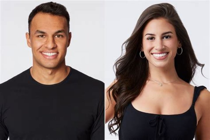 
A Double Date Shakes Up 2 ‘Bachelor in Paradise’ Relationships After the First Rose Ceremony 