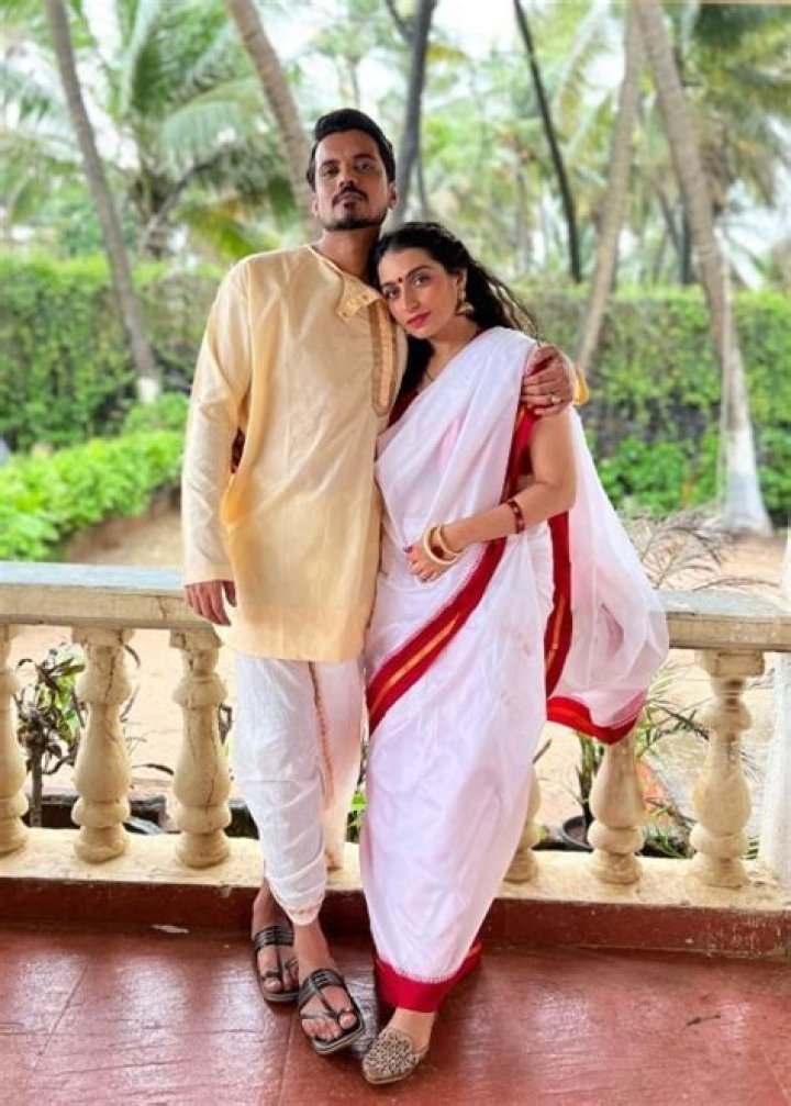 Aasif Mandvi Height, Weight, Net Worth, Age, Birthday, Wikipedia, Who, Nationality, Biography