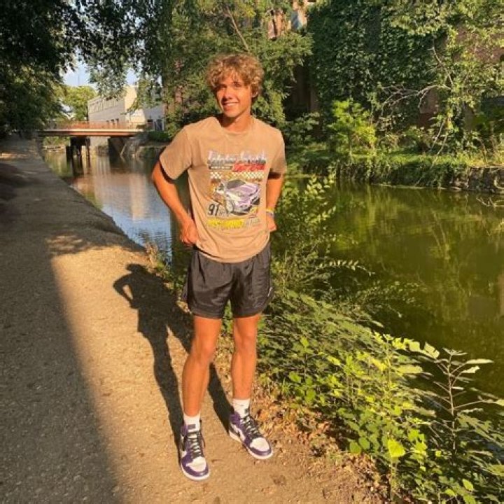 
Adamkindacool Height, Weight, Net Worth, Age, Wiki, Who, Instagram, Biography 