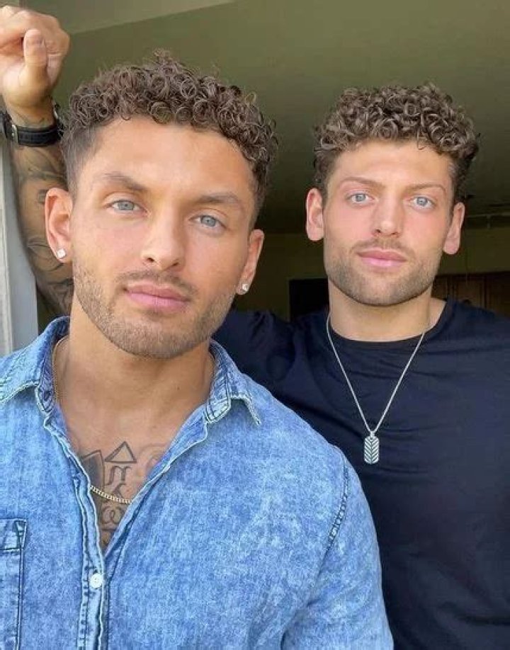 Alec Maternowski Height, Weight, Net Worth, Age, Birthday, Wikipedia, Who, Nationality, Biography