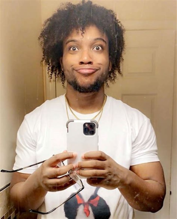 
All Truth About YourRAGE: Age, Height, Girlfriend, Net Worth, Wiki 