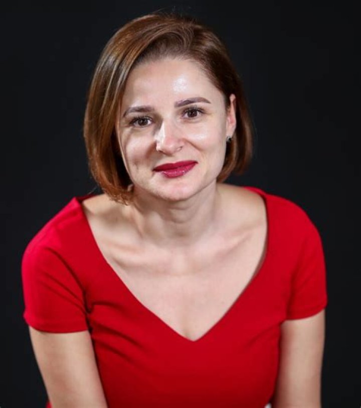 
Ana Maria Popescu Height, Weight, Net Worth, Age, Birthday, Wikipedia, Who, Nationality, Biography 