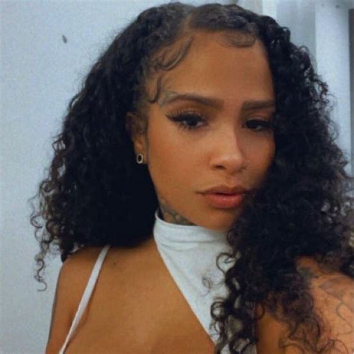 Anhia Santana Height, Weight, Net Worth, Age, Birthday, Wikipedia, Who, Nationality, Biography