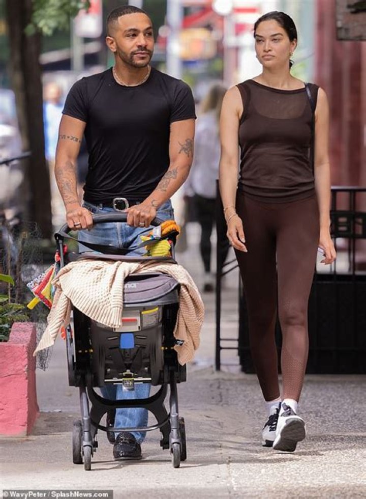 
Are Shanina Shaik and Irina Shayk Sisters? Details About The Models Possible Relationships 