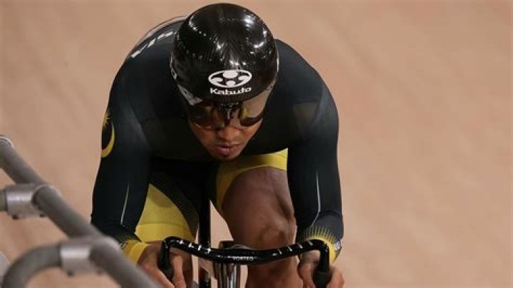 
Azizulhasni Awang Height, Weight, Net Worth, Age, Birthday, Wikipedia, Who, Nationality, Biography 