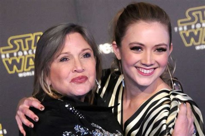 
Billie Lourd Remembers Mom Carrie Fisher 6 Years After Her Death: ‘I Wish My Momby Were Here’ 