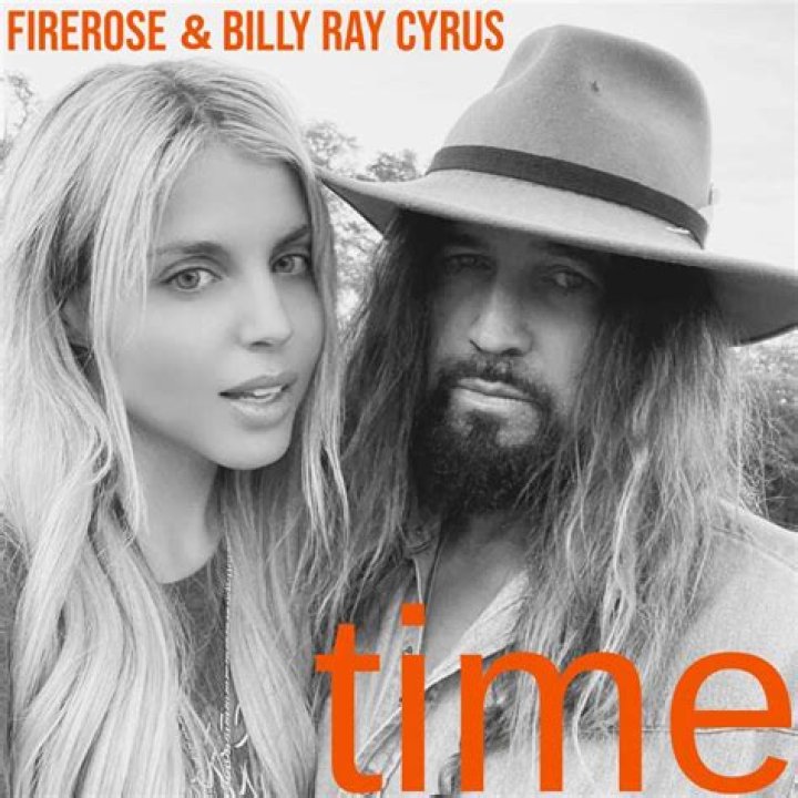 
Billy Ray Cyrus Got Engaged To His Long-Time Girlfriend Firerose 