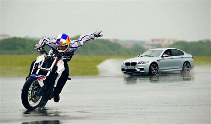 
BMW Motorcycle Stunt Rider Chris Pfeiffer Died From Suicide, What Happened 