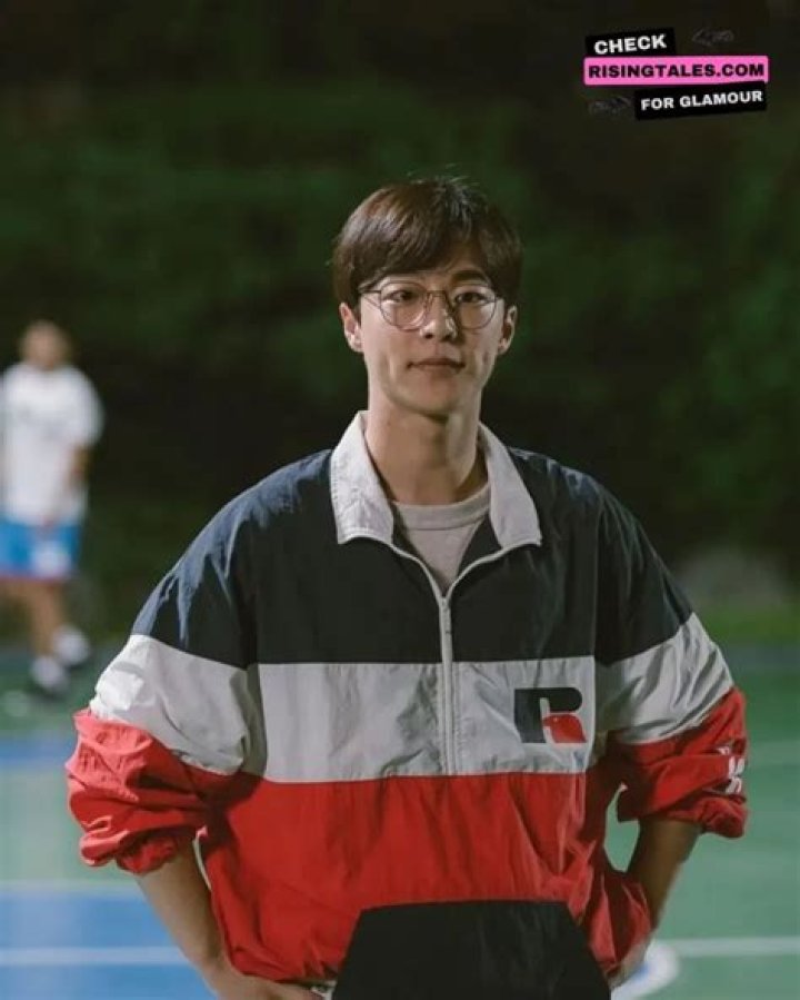 
Choi Jin-hyuk Height, Weight, Net Worth, Age, Birthday, Wikipedia, Who, Nationality, Biography 