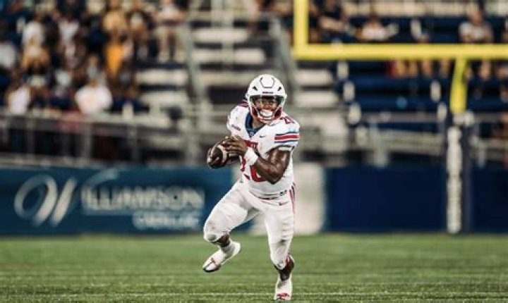 Chris Cooley Height, Weight, Net Worth, Age, Birthday, Wikipedia, Who, Nationality, Biography