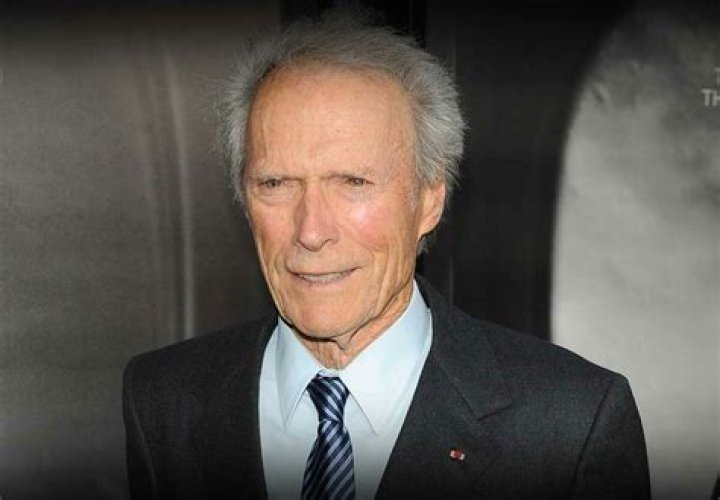 
Clint Eastwood Missing Since 408 Days: Dr. Spark Osteoporosis Fears 