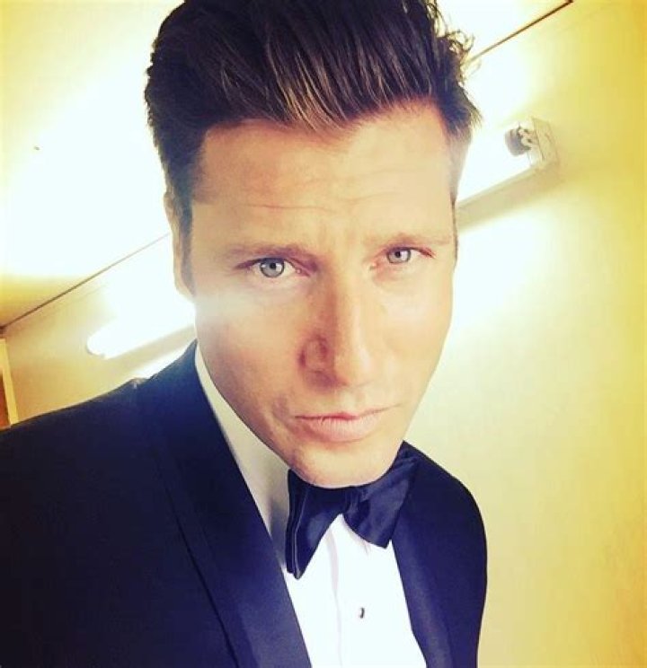 Damon Runyan Height, Weight, Net Worth, Age, Birthday, Wikipedia, Who, Nationality, Biography