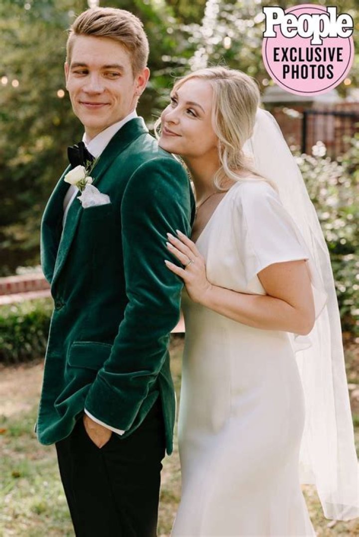 
‘Days of Our Lives’ ‘ Lucas Adams Marries ‘Liv & Maddie’ Costar Shelby Wulfert in Intimate Wedding 