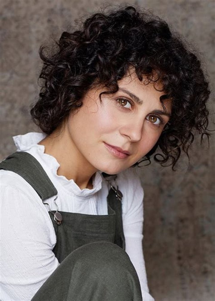 Della Saba Height, Weight, Net Worth, Age, Wiki, Who, Instagram, Biography