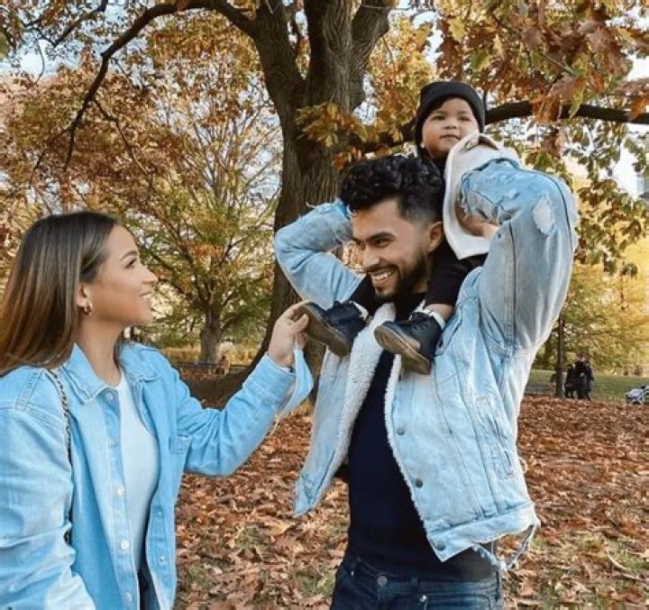 
Denisse Zuñiga Height, Weight, Net Worth, Age, Wiki, Who, Instagram, Biography 