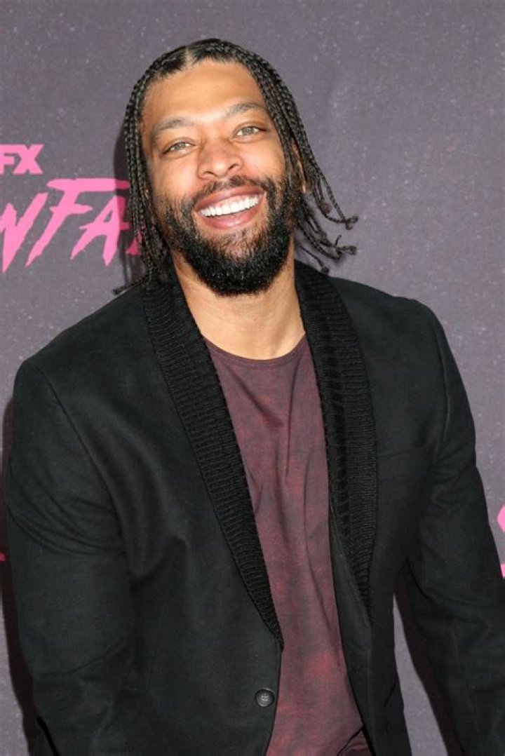DeRay Davis Height, Weight, Net Worth, Age, Birthday, Wikipedia, Who, Nationality, Biography
