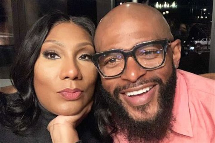 Did towanda sue vince?
