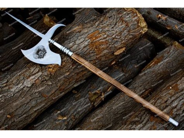 Did vikings use halberds?