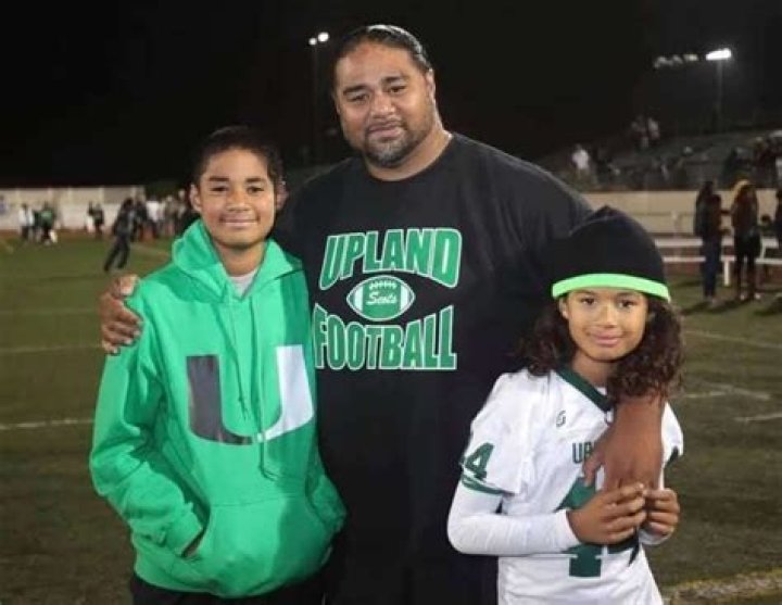 DJ Uiagalelei Parents, Meet Mother Tausha And Father ‘Big Dave’ Uiagalelei