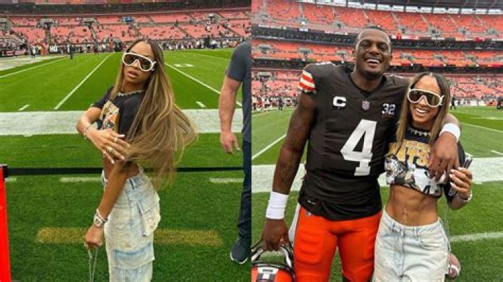 Does deshaun watson have a girlfriend?