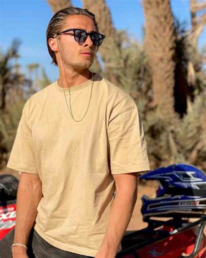 Dylan Thiry Height, Weight, Net Worth, Age, Birthday, Wikipedia, Who, Nationality, Biography