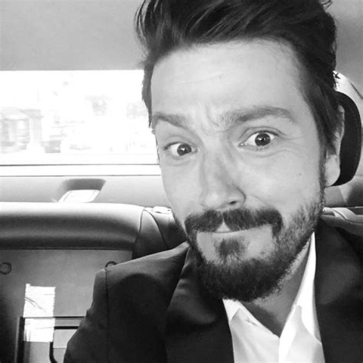 Edwin Luna Height, Weight, Net Worth, Age, Birthday, Wikipedia, Who, Instagram, Biography