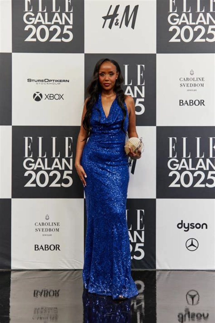 
Elle Ahmed Age, Birthday, Wikipedia, Who, Nationality, Biography 