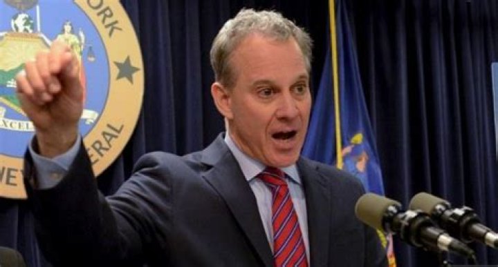 
Eric Schneiderman Net worth: How Rich is Attorney General of New York Actually? 
