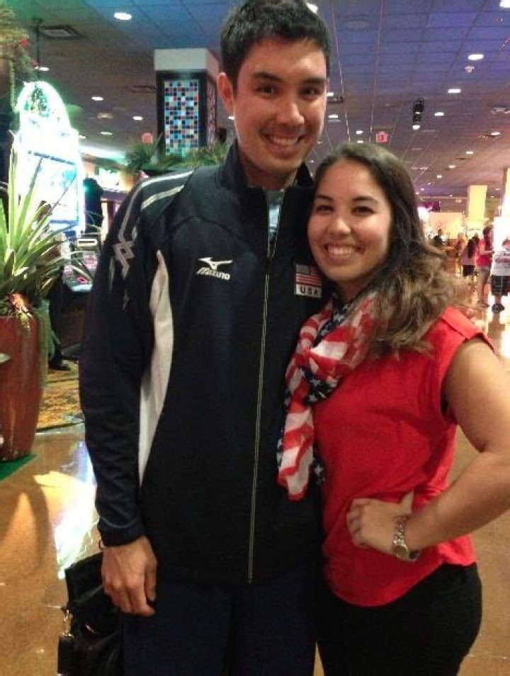 Erik Shoji is not Married to Wife. Dating Girlfriend: Sydney Yogi.