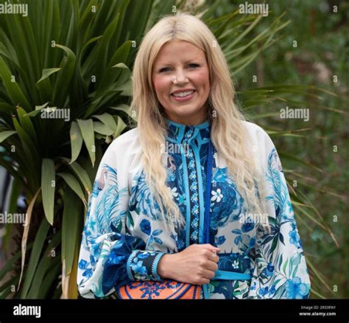 
Fans Think Countryfile Presenter Ellie Harrison Is Pregnant In 2022, Are The Baby Rumors True? 