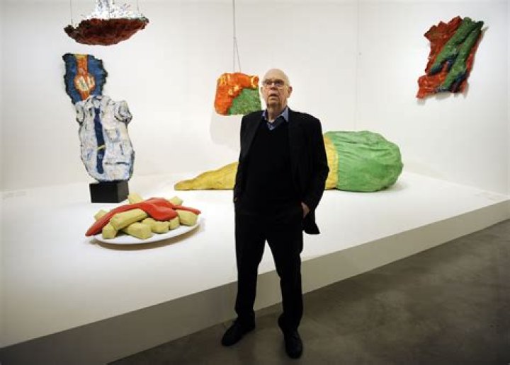 
Father of Pop Art, Claes Oldenburg, dies at 93 