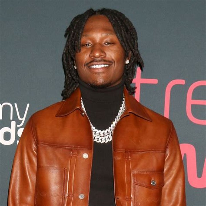 Gabrielle Dennis Height, Weight, Net Worth, Age, Birthday, Wikipedia, Who, Nationality, Biography