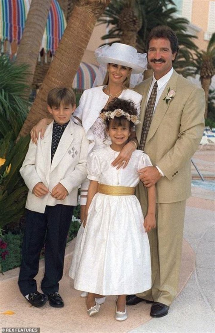 
Graeme Souness Children With Wife Karen Souness And Danielle Wilson 