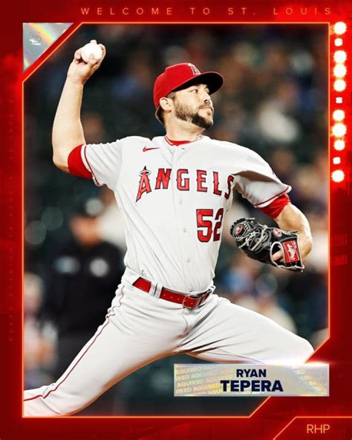 
How Old Is Ryan Tepera Wife? Meet Chelsea Tepera On Instagram 