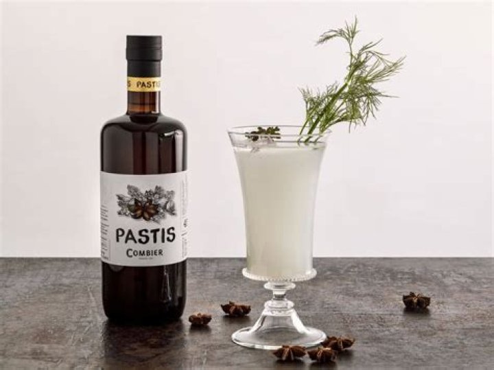 How to drink pastis?