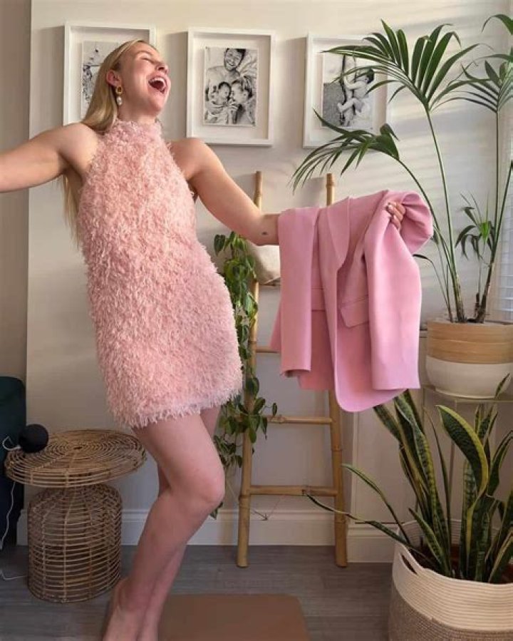 
Instagram Influencer Chessie King Caught In A Death Hoax: What Happened To Her 