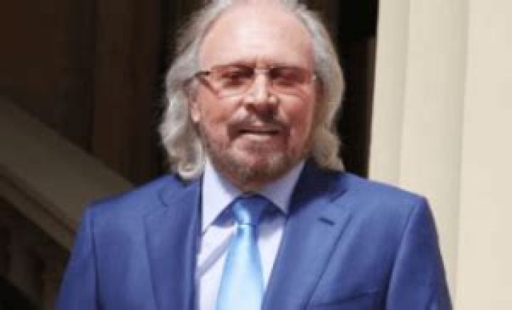 
Is Barry Gibb Gay? Who Is Barry Gibb? Barry Gibb Age, Height, Wife, Net Worth, Nationality And More 