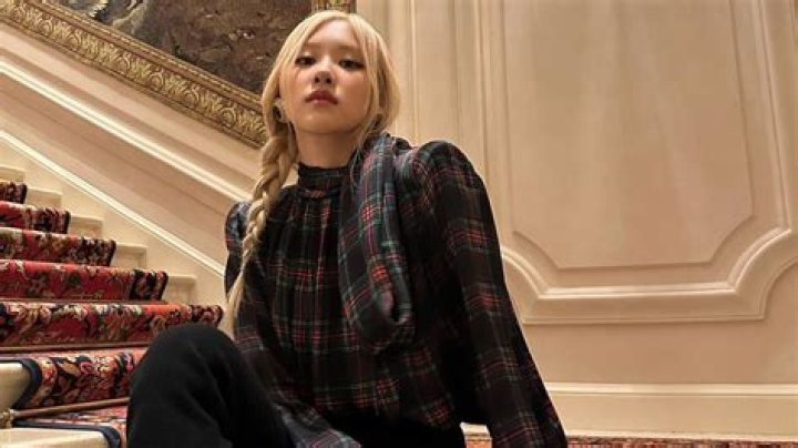 Is Billy Idol Gay or Bi? A Close Look at His Sexuality