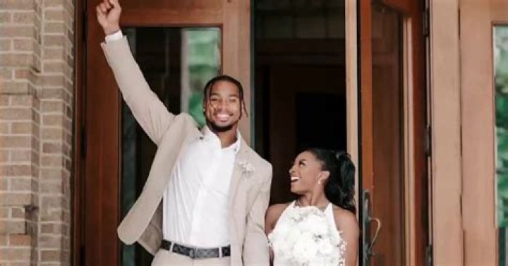 
Is Buck Owens Married to Wife? 