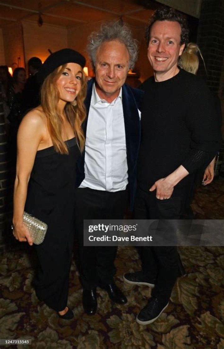 Is Charlie Mackesy Married? Charlie Mackesy Wiki, Biography, Age, Wife, Net Worth, Youtube, Height, Weight