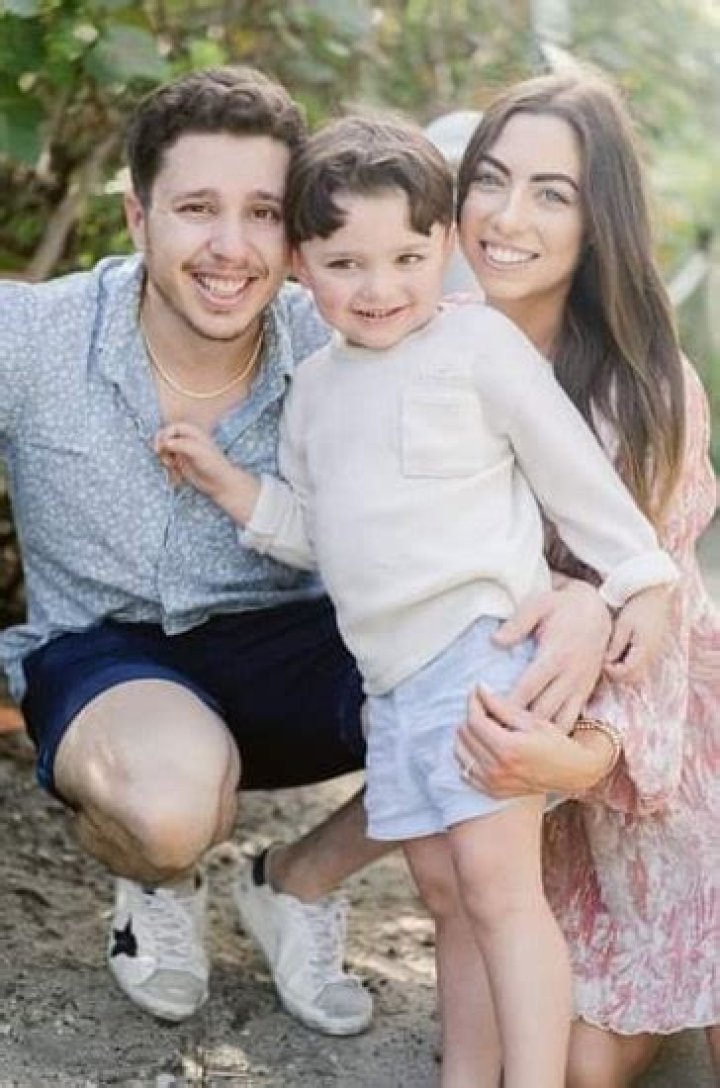 Is Corey B Married to Wife or Dating a Girlfriend?