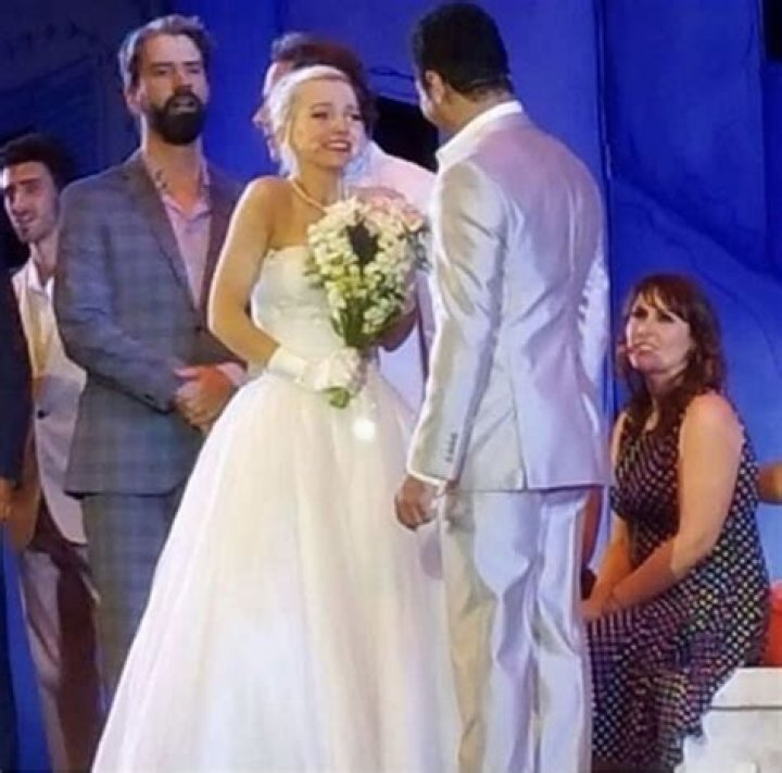 
Is Dove Cameron Married: Why She Broke Up With Ryan McCartan? 