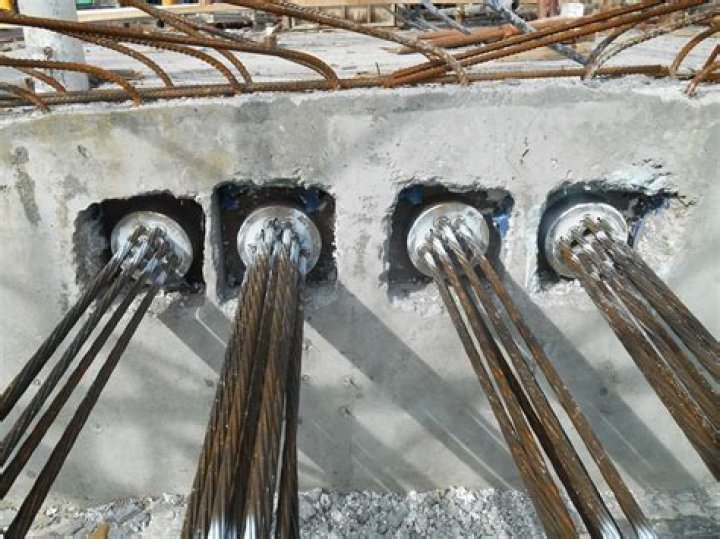 Is high tension dubbed?