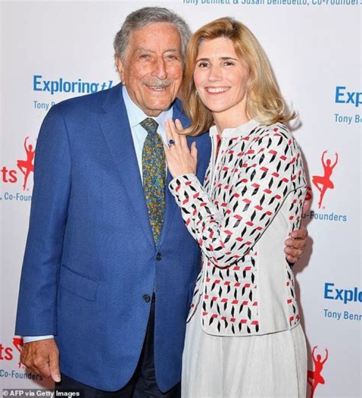 
Is Matt Bennett Married? His Bio, Age, Wife, Family, Height and Net worth 