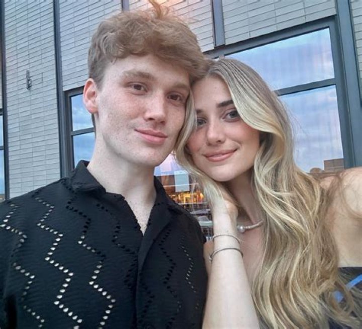 
Is Matt Lintz Dating Anyone In 2022? Meet Gracie Sapp On Instagram 