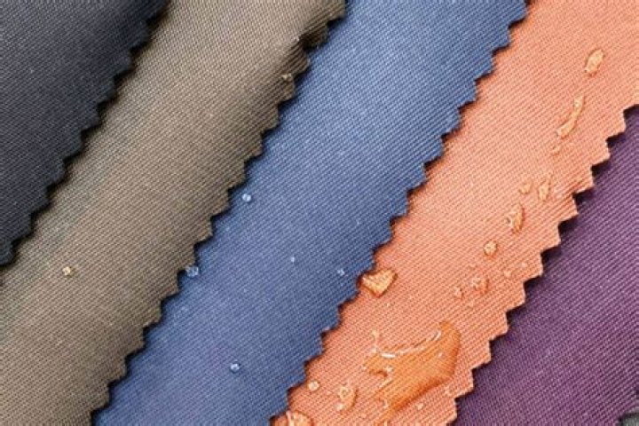 Is nylon water repellent?