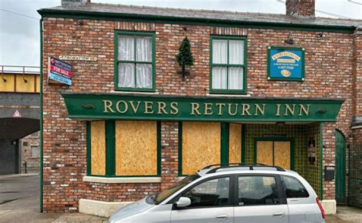 Is Patti Clare In Hotel Portofino?