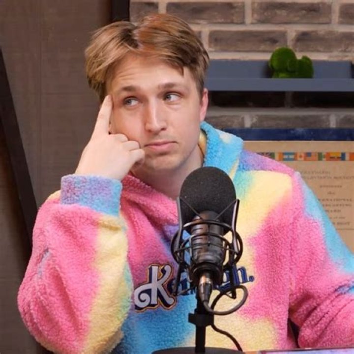 Is Shayne Topp Leaving Smosh? Funny Dead Parody Sketch Left Fans Confused