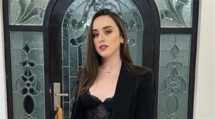 
Isabel Palacios Height, Weight, Net Worth, Age, Birthday, Wikipedia, Who, Nationality, Biography 