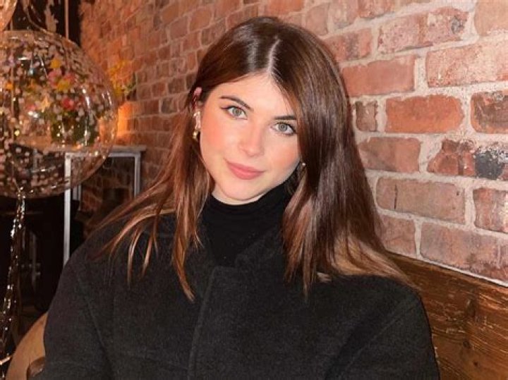 Isabella Rose Giannulli Height, Weight, Net Worth, Age, Birthday, Wikipedia, Who, Instagram, Biography